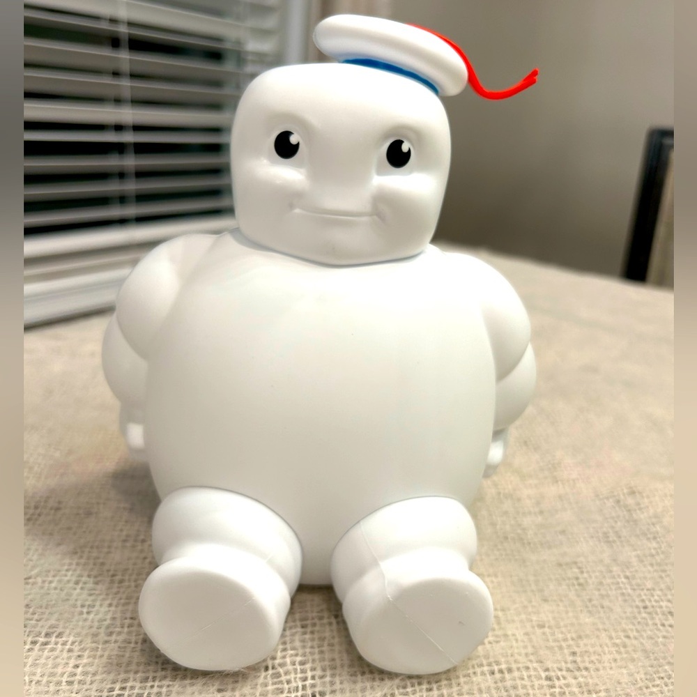 Ghostbusters AMC  Columbia pictures 2024 limited Stay Puft Marshmallow man cup